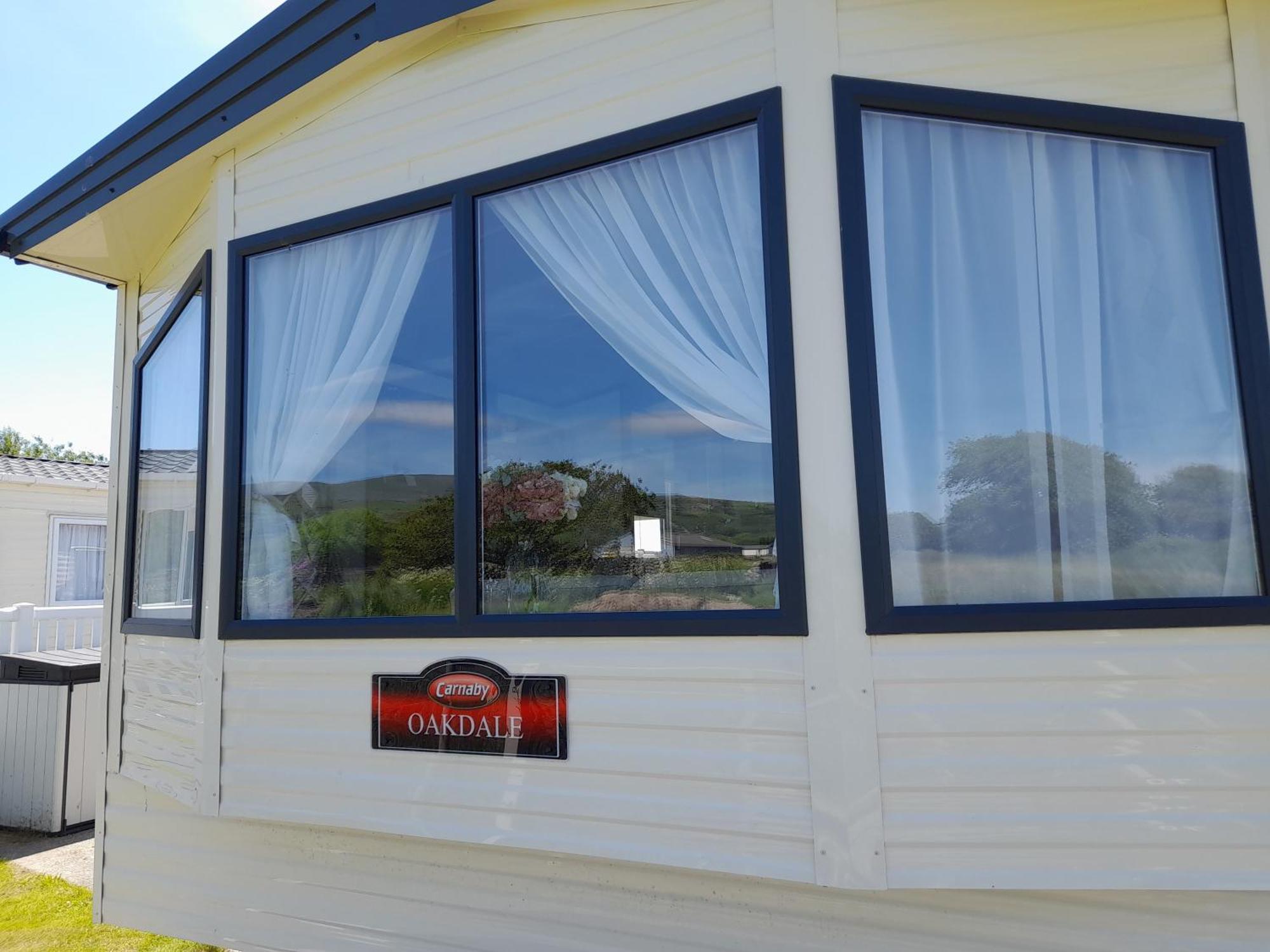 Visma Caravan Llanddwywe Экстерьер фото