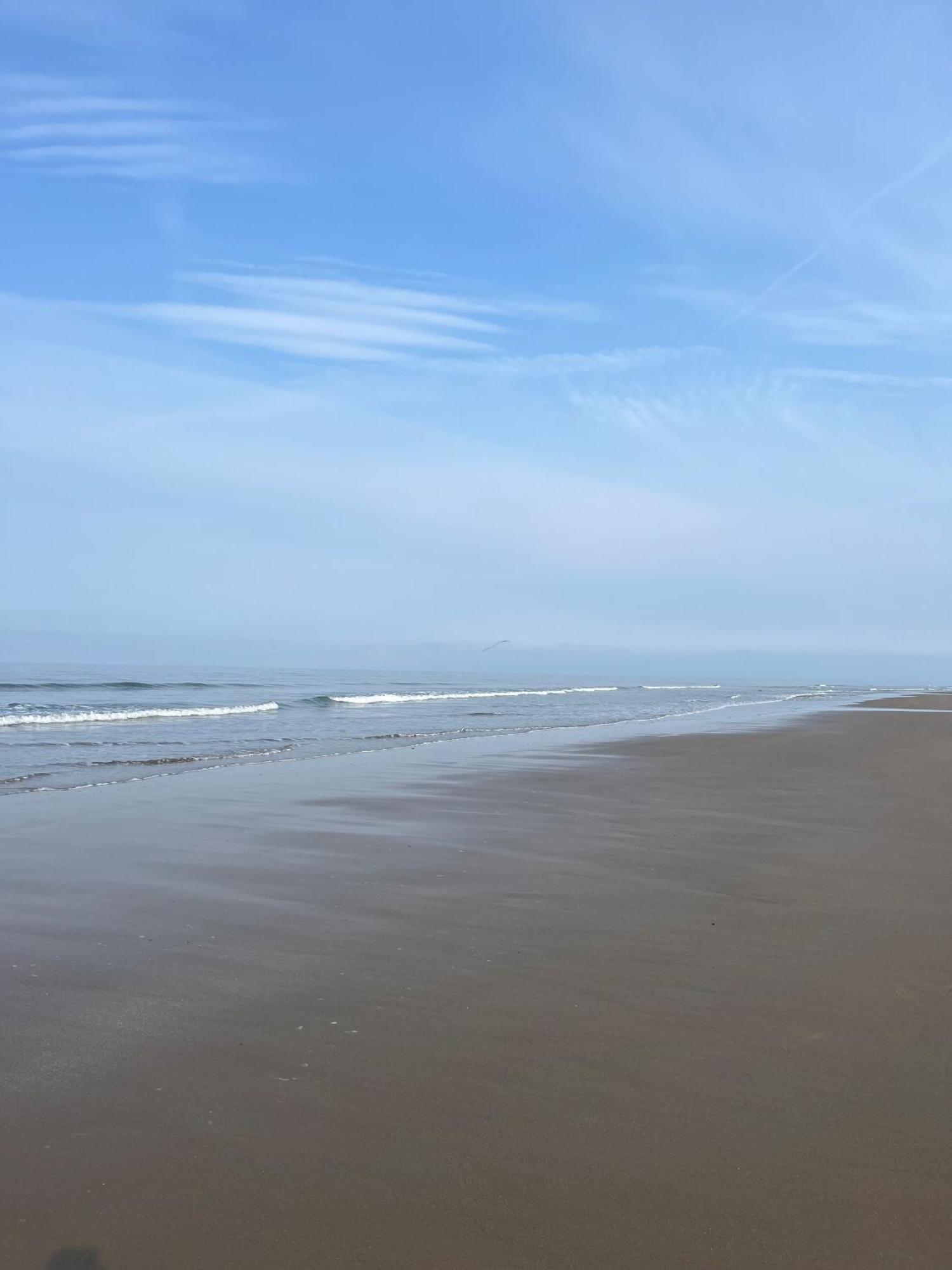 Visma Caravan Llanddwywe Экстерьер фото